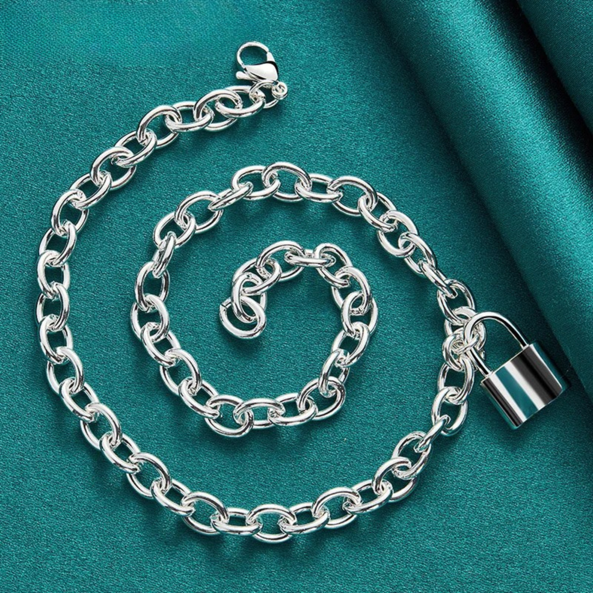 LockCharm – Naszyjnik z Kłódką ze Srebra 925