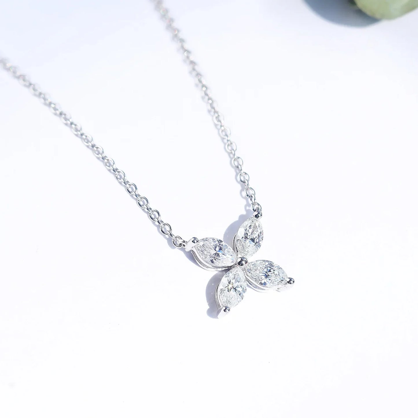 CATRIN Jewelry Naszyjnik LUMINA – czterolistna koniczyna ze srebra 925