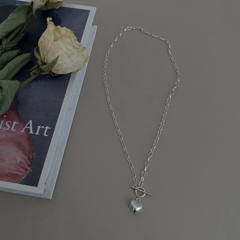 Naszyjnik LOVE Heart ze srebra 925 – elegancki, klasyczny, z cyrkonią
