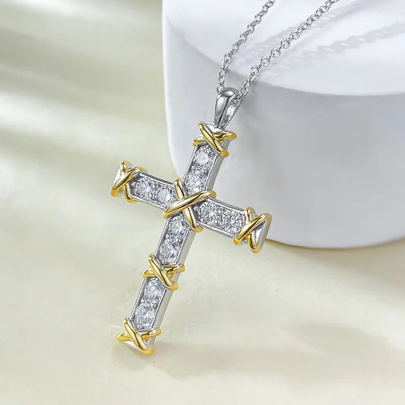 Naszyjnik Celestia z moissanitem i srebrem 925