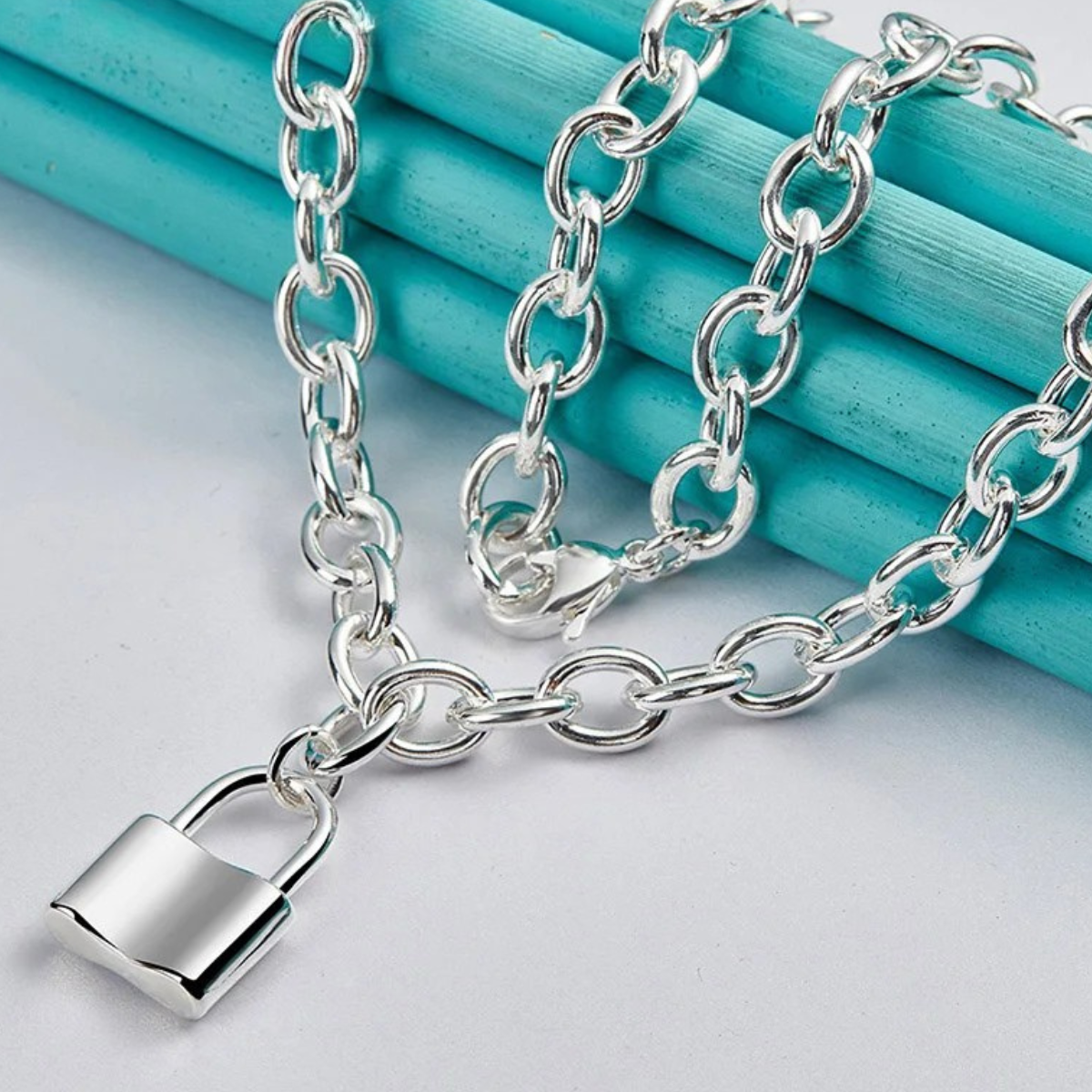 LockCharm – Naszyjnik z Kłódką ze Srebra 925