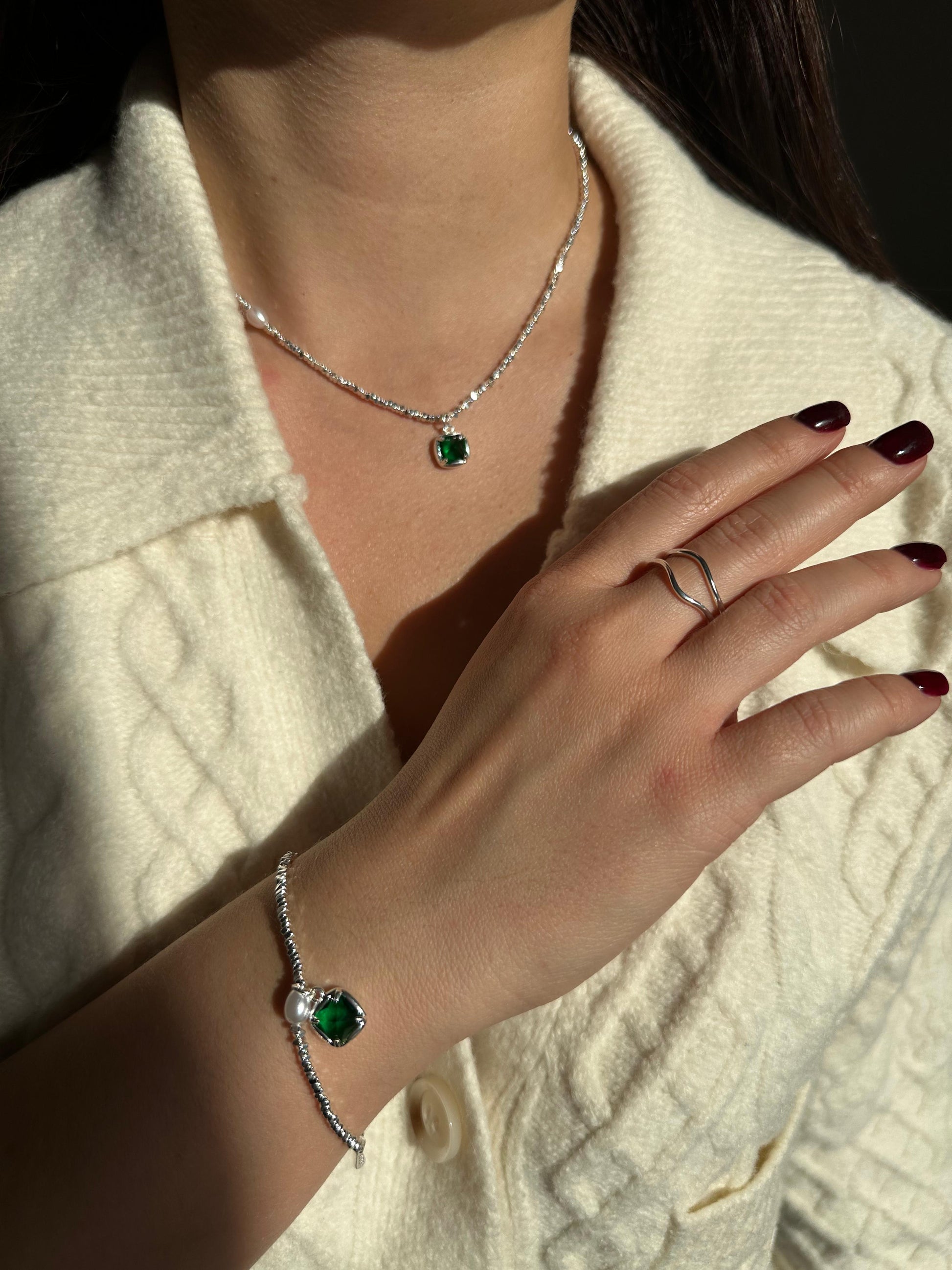 Naszyjnik, bransoletka CATRIN Aurora Green ze srebra próby 925 z zielonym wisiorkiem